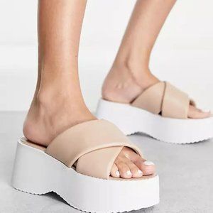 Beige/White Platform Flatform Sandals